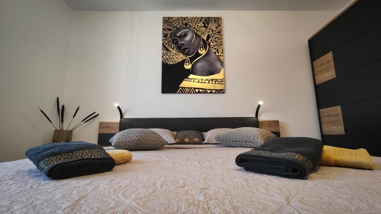 Gold And Silver Apartment Zadar Eksteriør billede