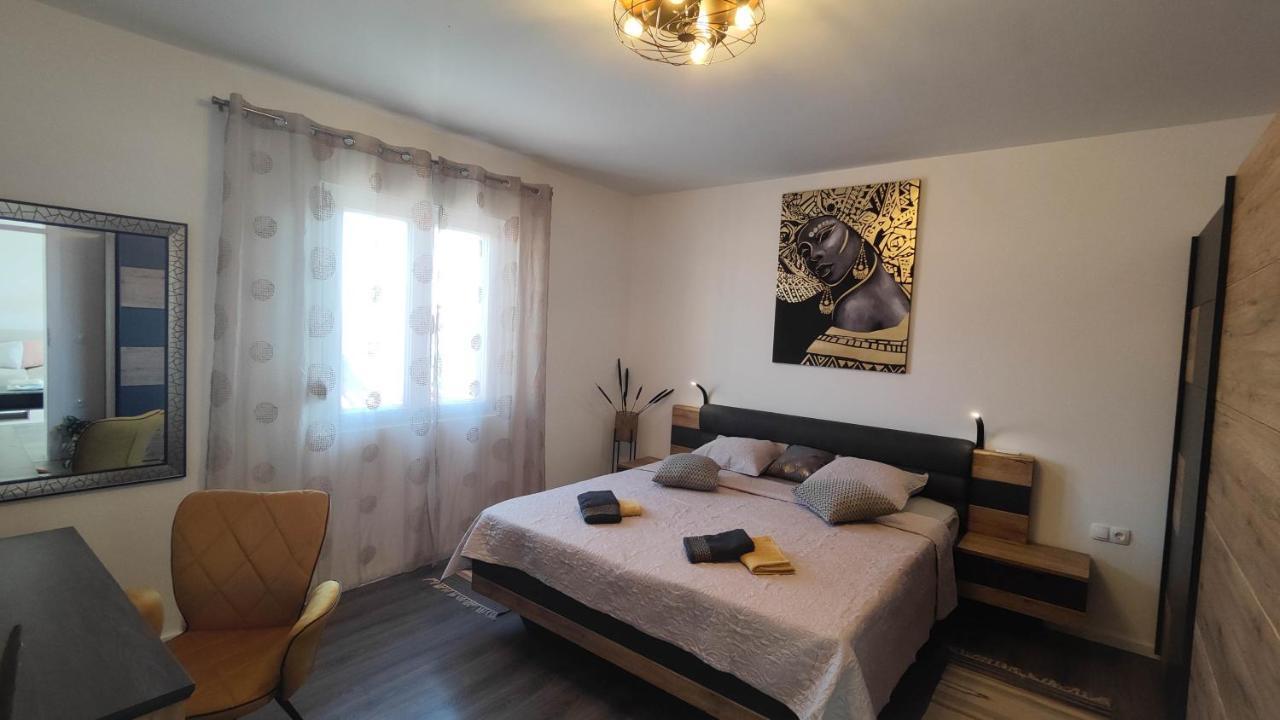 Gold And Silver Apartment Zadar Eksteriør billede